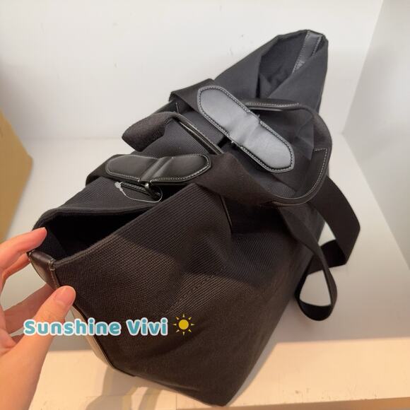 NWT Coach Small Tour Tote Bag CCG39 Gunmetal Canvas and smooth leather - Picture 2 of 7